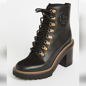 TORY BURCH WOMEN LUG  BOOT SIZE 8.5